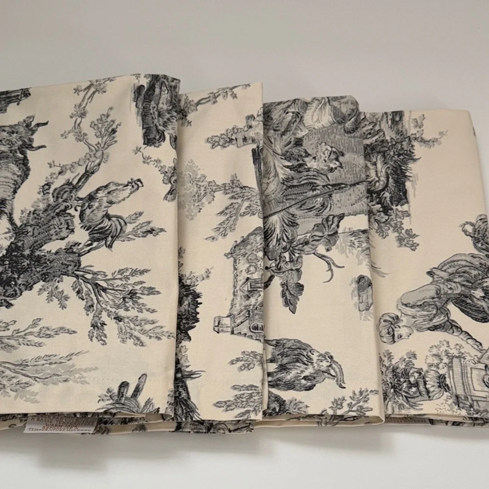 Williams Sonoma Harvest Toile Napkins Set of 4